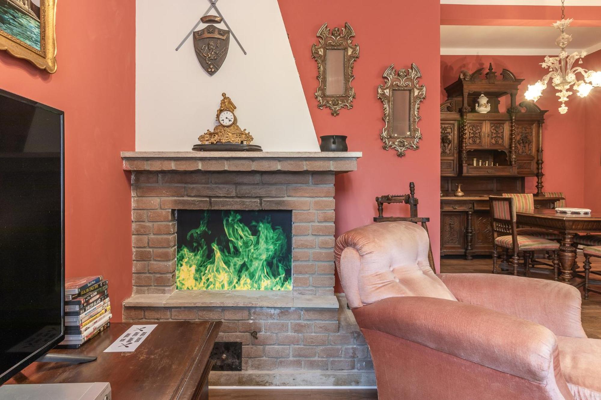 The House Of Harry Potter And A Story Apartment
